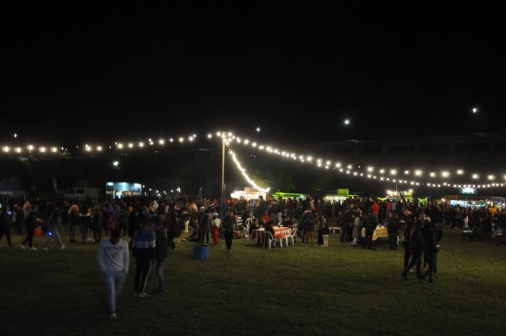 Cientos de tandilenses disfrutan de la Fiesta de San Patricio